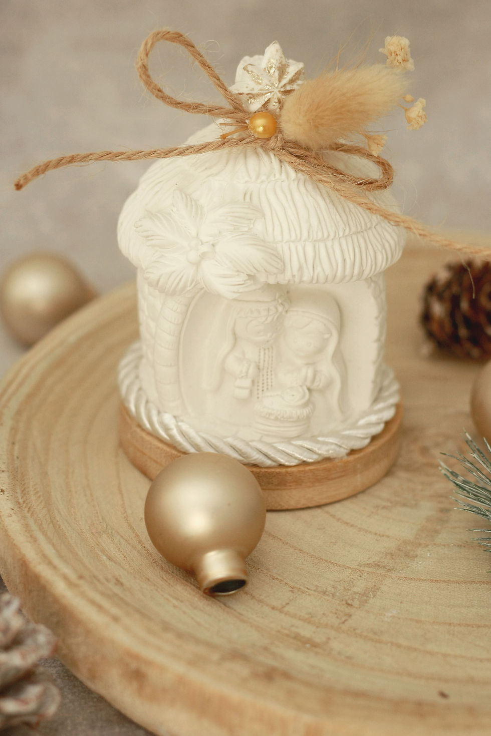 Miniatura: Casinha do presépio - Símbolo de paz e esperança - 06