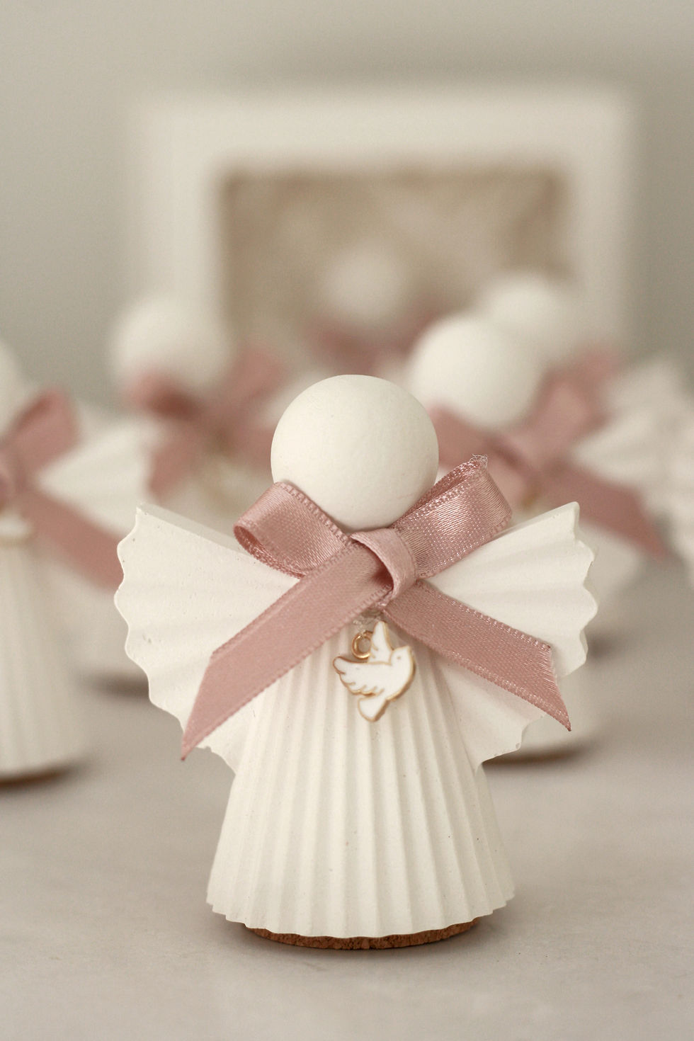 Anjo vestido plissado laço rosa - Lembrança de Batismo - 02