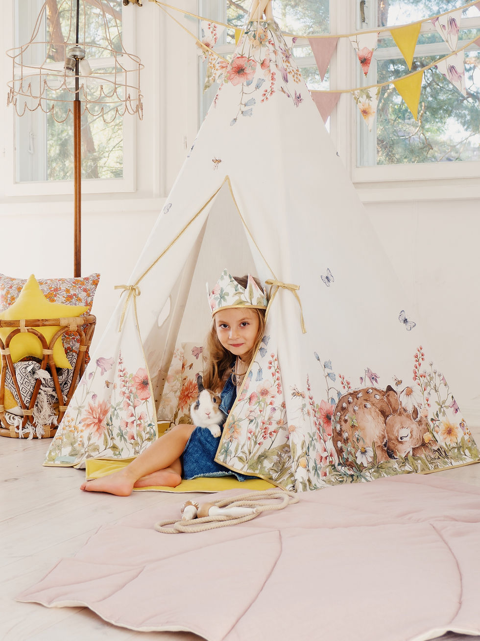Tipi Feuille Sauvage et petits Amis "Migewe"
