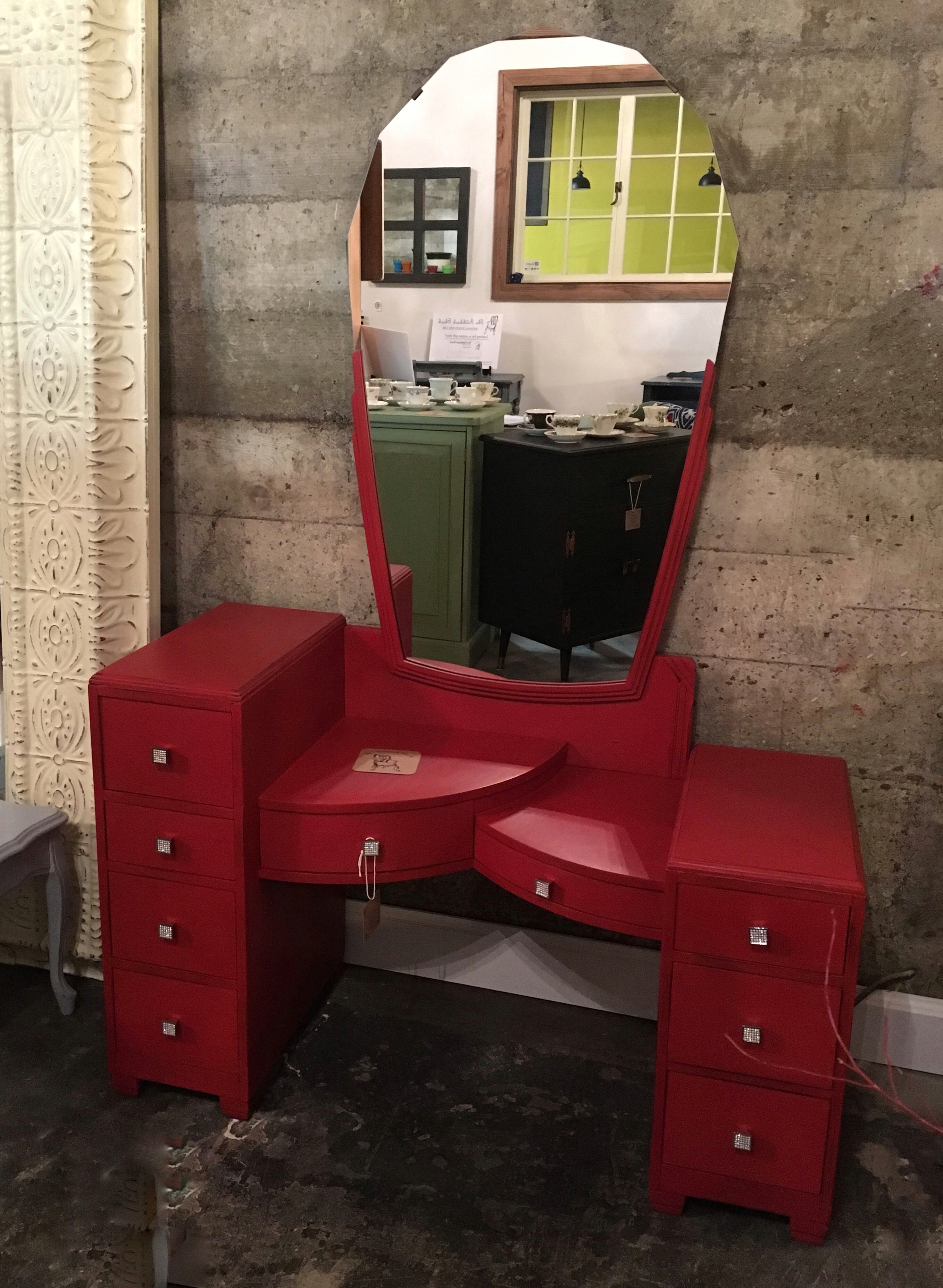 Deco Vanity