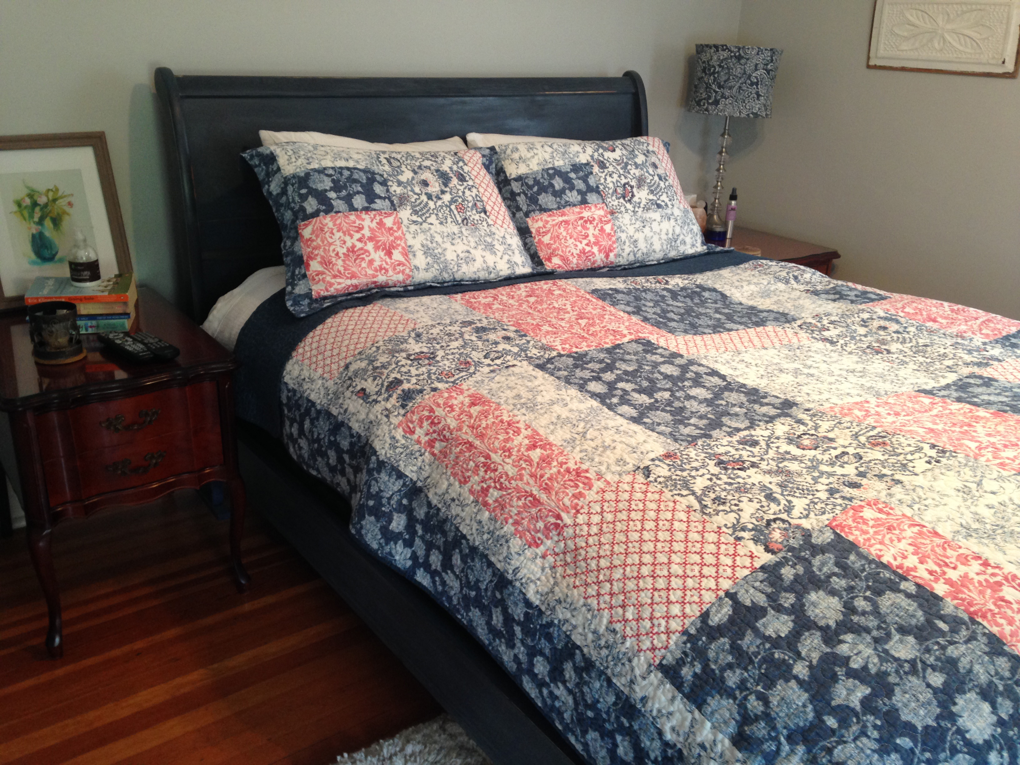 Sleigh Bed