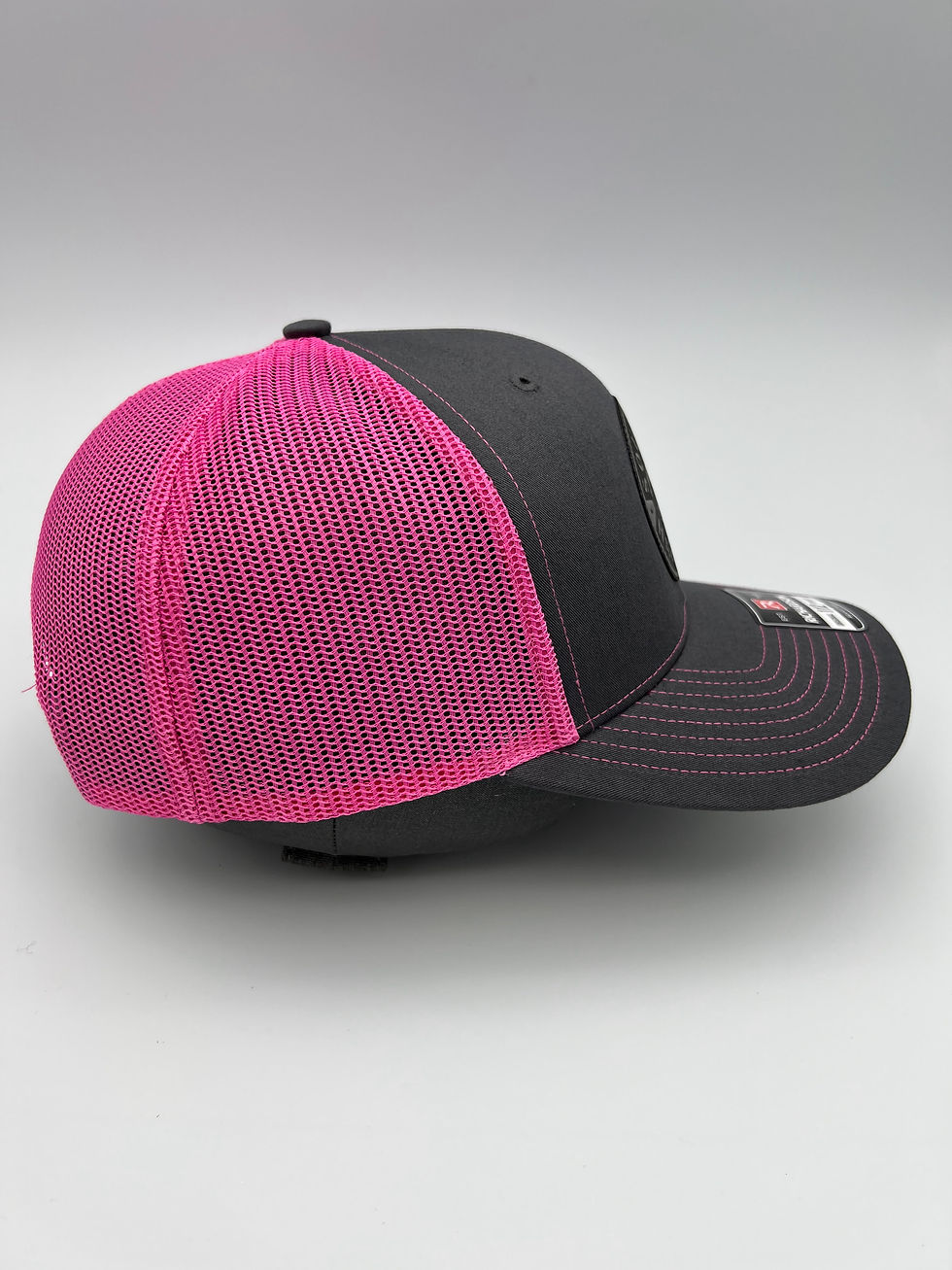 Thumbnail: Southern Harlequin - Gray/Pink