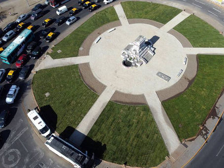 TRAS AÑOS SIN PASTO: ESTRENAN REMODELACIÓN DE PLAZA BAQUEDANO