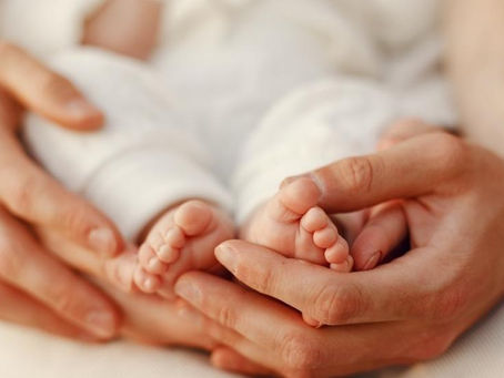 NACE EL PRIMER BEBE CON ADN DE 3 PERSONAS EN REINO UNIDO