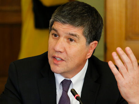 SUBSECRETARIO MOLSALVE RENUNCIA TRAS SER ACUSADO DE ABUSO SEXUAL