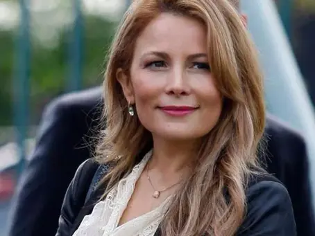 TRIBUNAL DETERMINA QUE CATHY BARRIGA CONTINÚE CON ARRESTO DOMICILIARIO