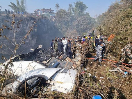 ACCIDENTE AÉREO DEJA AL MENOS 68 MUERTOS EN NEPAL
