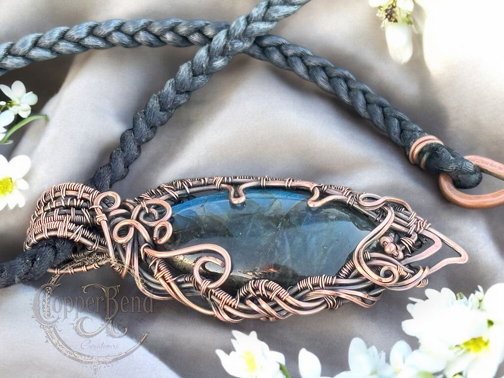 Thumbnail: Statement piece! Labradorite pendant