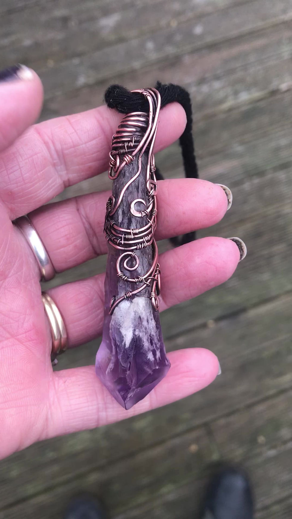 Thumbnail: Stunning Amethyst Dragons Tooth Pendant