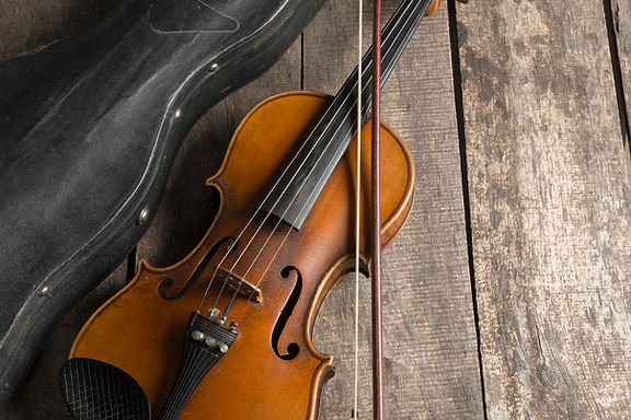 violin-wooden-textured-table.jpg