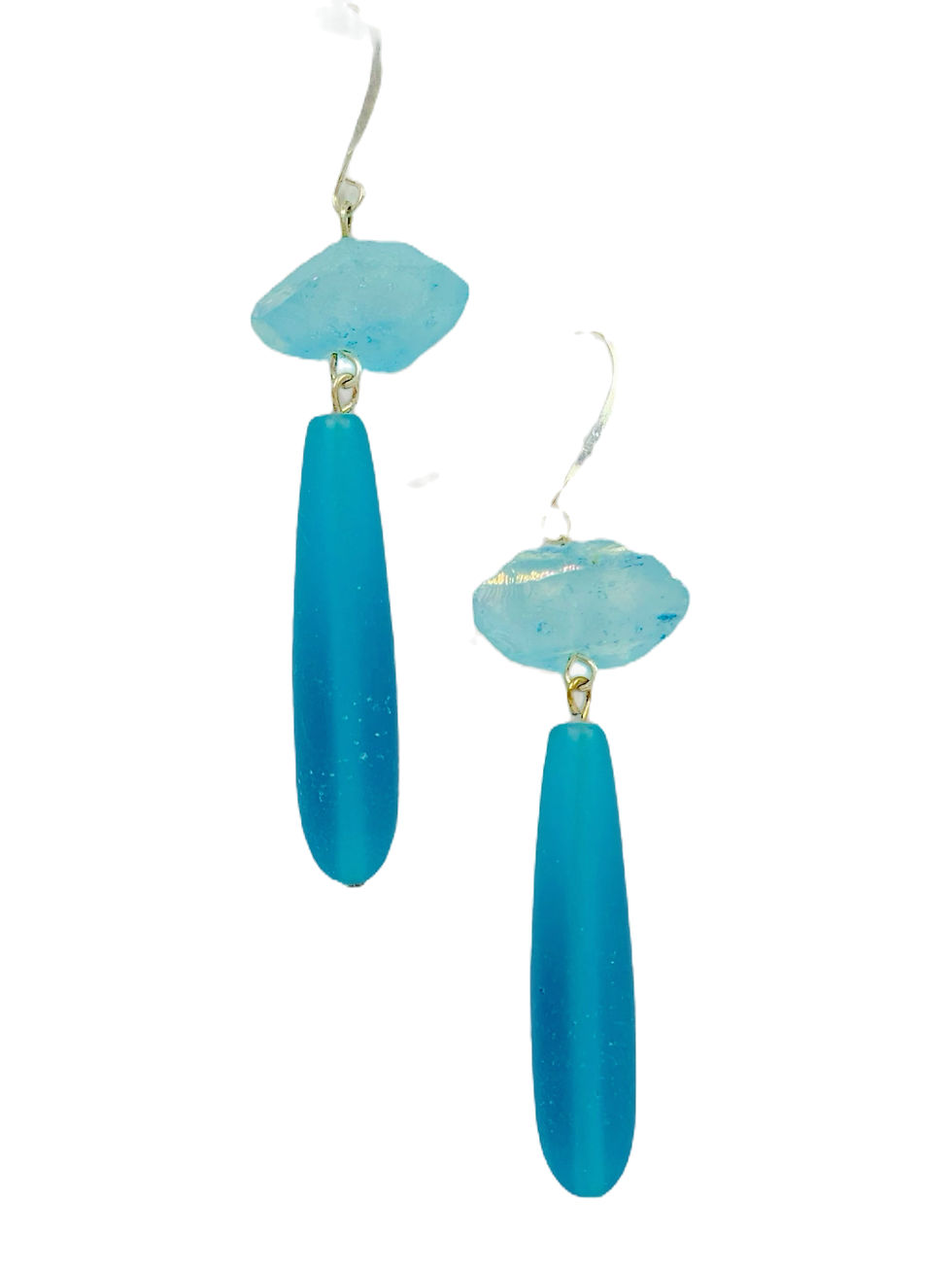 Boucle d’oreille artisanale en verre de mer et qouartz, collection Amorgos par Atelier Sirena