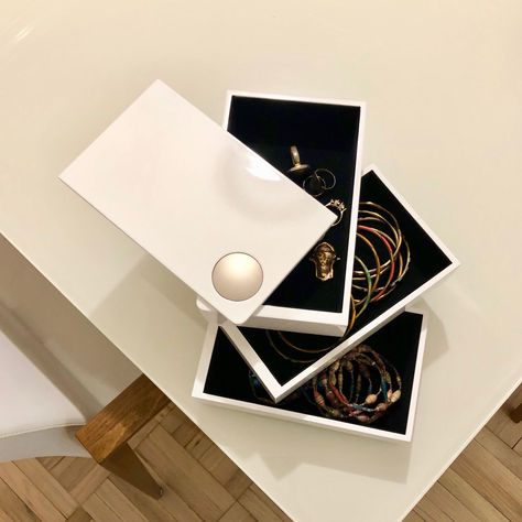 4 jewelry organization tips: there’s jewelry in them thar drawers!