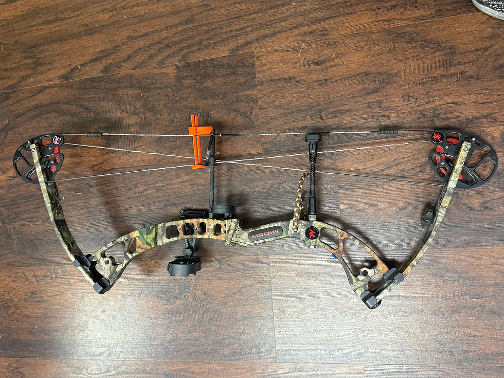 Thumbnail: WINCHESTER TRACKER 28 Inch Draw Length 70 lbs. Archery Compound Bow