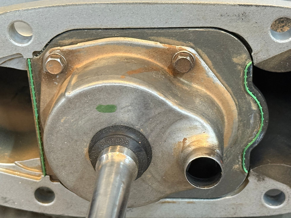 Thumbnail: MERCURY LOWER UNIT TORQUEMASTER 300 HP 4.6L V8 SeaPro 2B529482 & Up