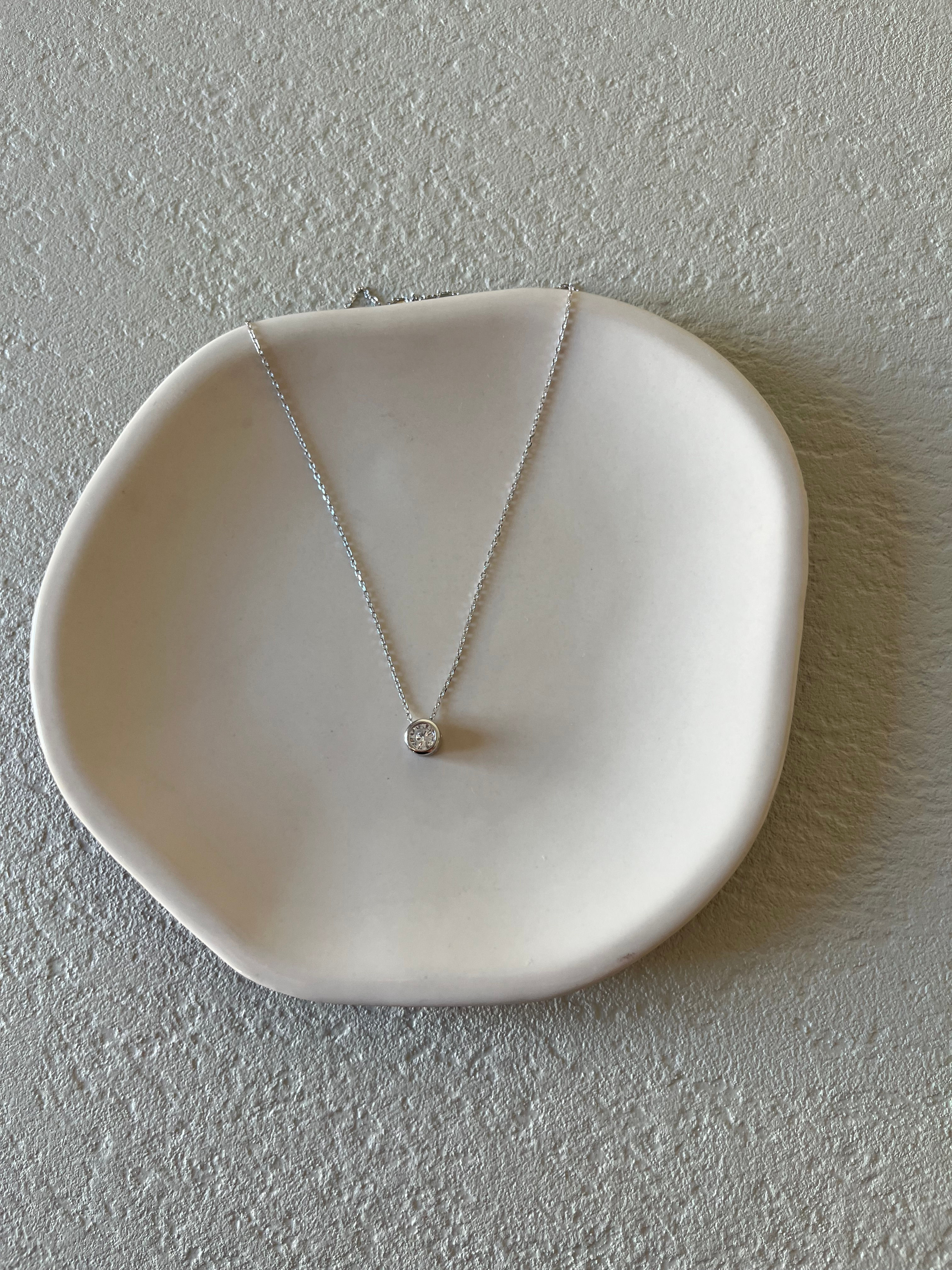 Punto de luzy cadena plata