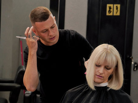 Цена курсов парикмахеров в Киеве: сколько стоит обучение и что входит в программу