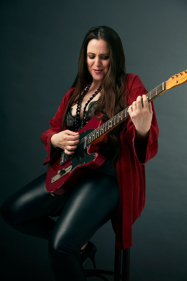 EMINE PINHASAN15471 copy (1).jpg