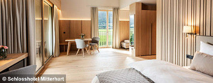 Schlosshotel Mitterhart_Landhaus_Junior Suite_S.jpg
