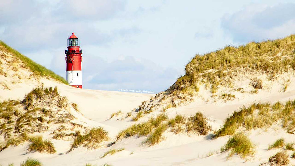 Der Leuchtturm von Amrum weist den Weg