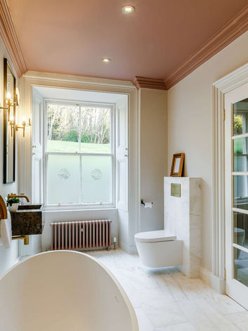 luxury 5 star ensuite exclusive use suites Aberdeenshire Scotland Cairngorms self catering