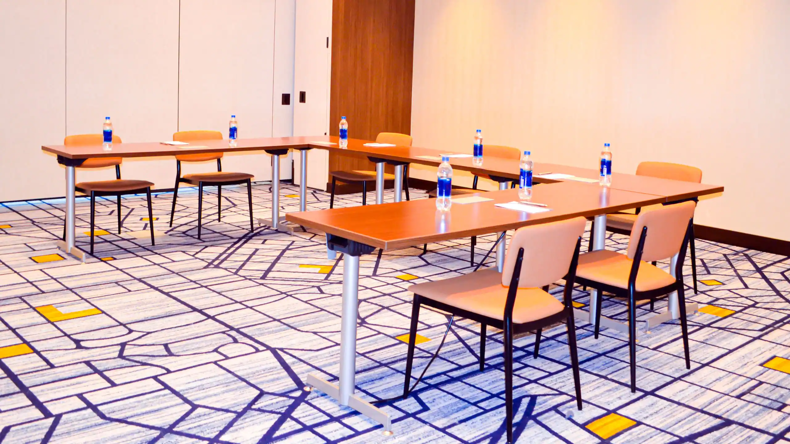 Meeting Rooms and Facilities for Official Business in Resorts world new york