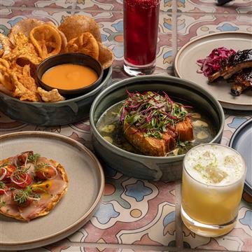 dining option available in resorts world Las Vegas if you stay at conrad Las Vegas 