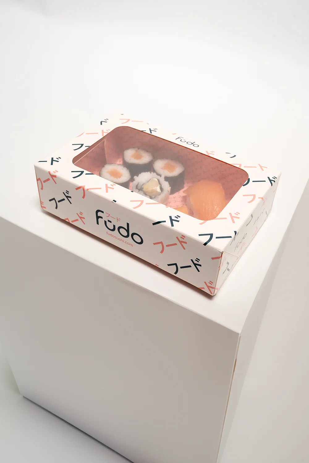 Packaging-Sushi-Personalizado.webp
