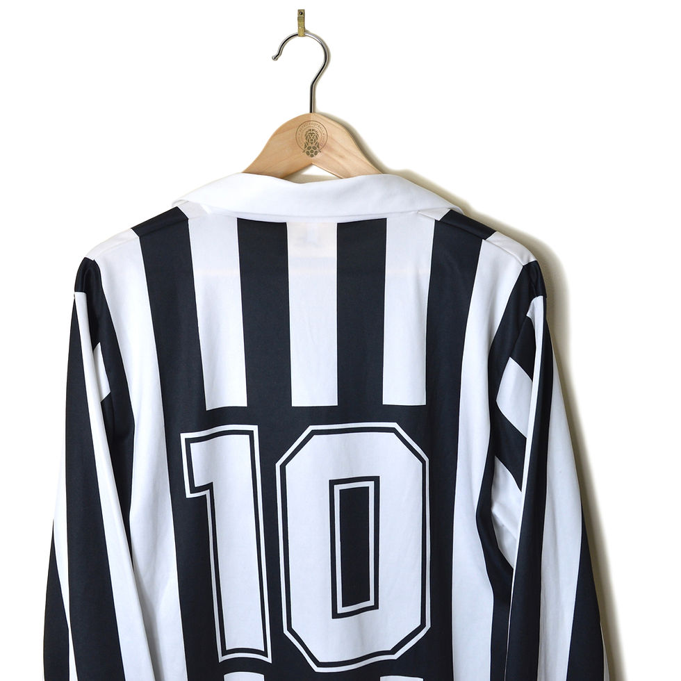 Thumbnail: JUVENTUS CLASSIC RETRO VINTAGE HOME FOOTBALL SHIRT SOCCER JERSEY 1992 1993 1994 L/S LONG SLEEVE #10 BAGGIO KAPPA DANONE