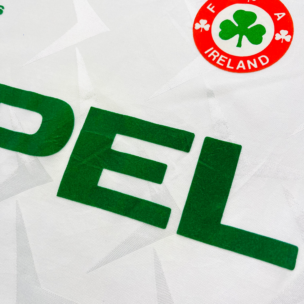 Thumbnail: IRELAND AWAY FOOTBALL SHIRT 1990/92