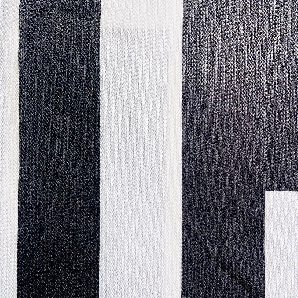 Thumbnail: JUVENTUS HOME FOOTBALL SHIRT 1995/97