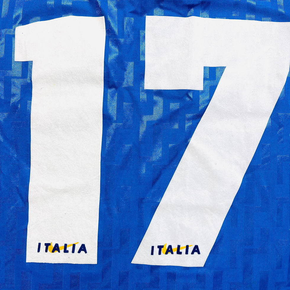 Thumbnail: ITALY MATCH WORN ISSUE HOME FOOTBALL SHIRT 1995/96 L/S #17