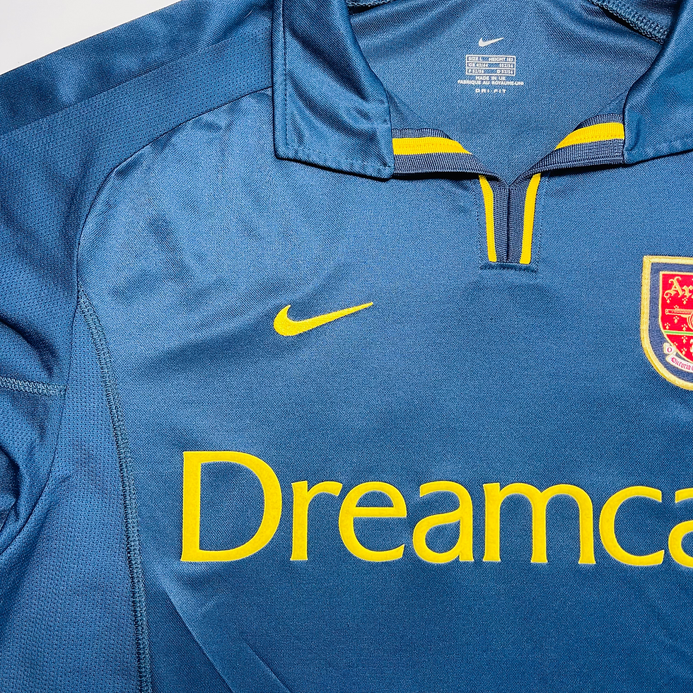 Thumbnail: ARSENAL EUROPEAN UCL THIRD FOOTBALL SHIRT 2000/02 #10 BERGKAMP