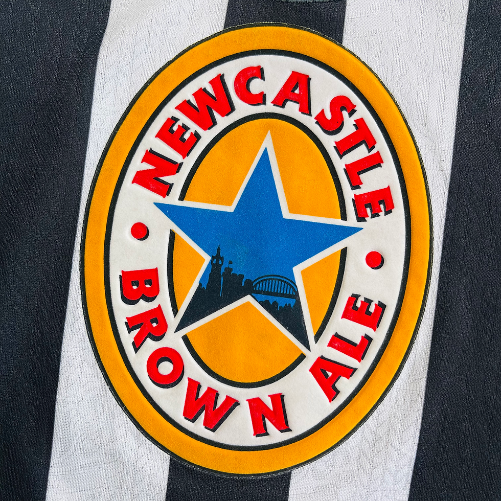 Thumbnail: NEWCASTLE UNITED HOME FOOTBALL SHIRT 1997/99
