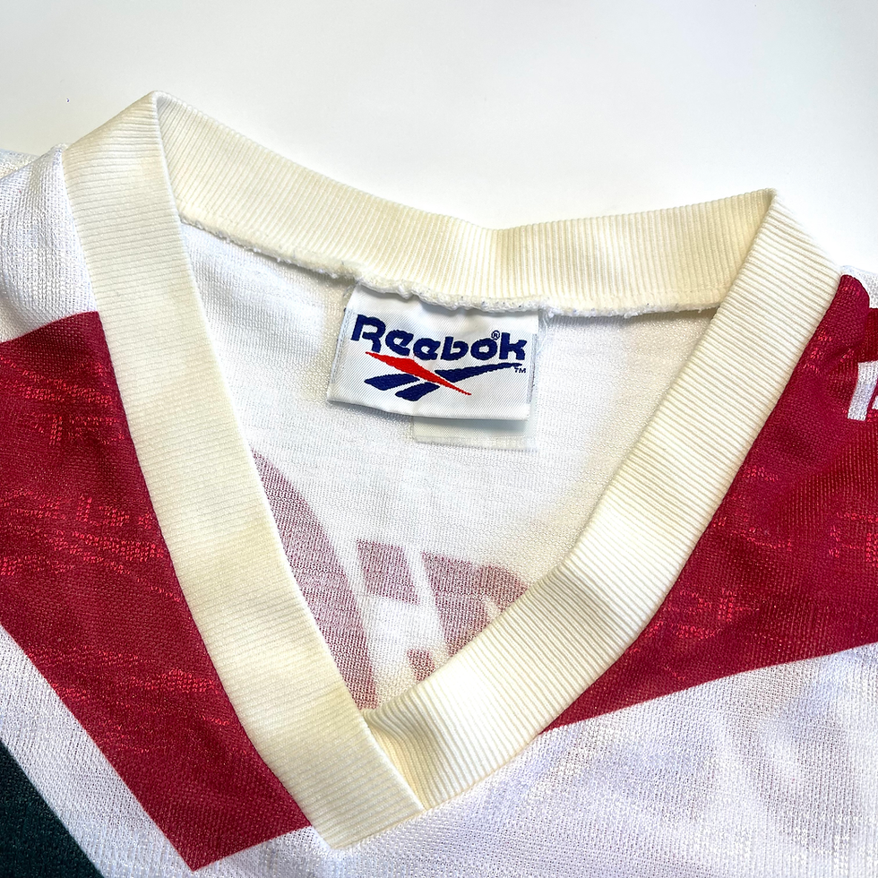 Thumbnail: FLUMINENSE AWAY FOOTBALL SHIRT 1994 #6 "LIRA"