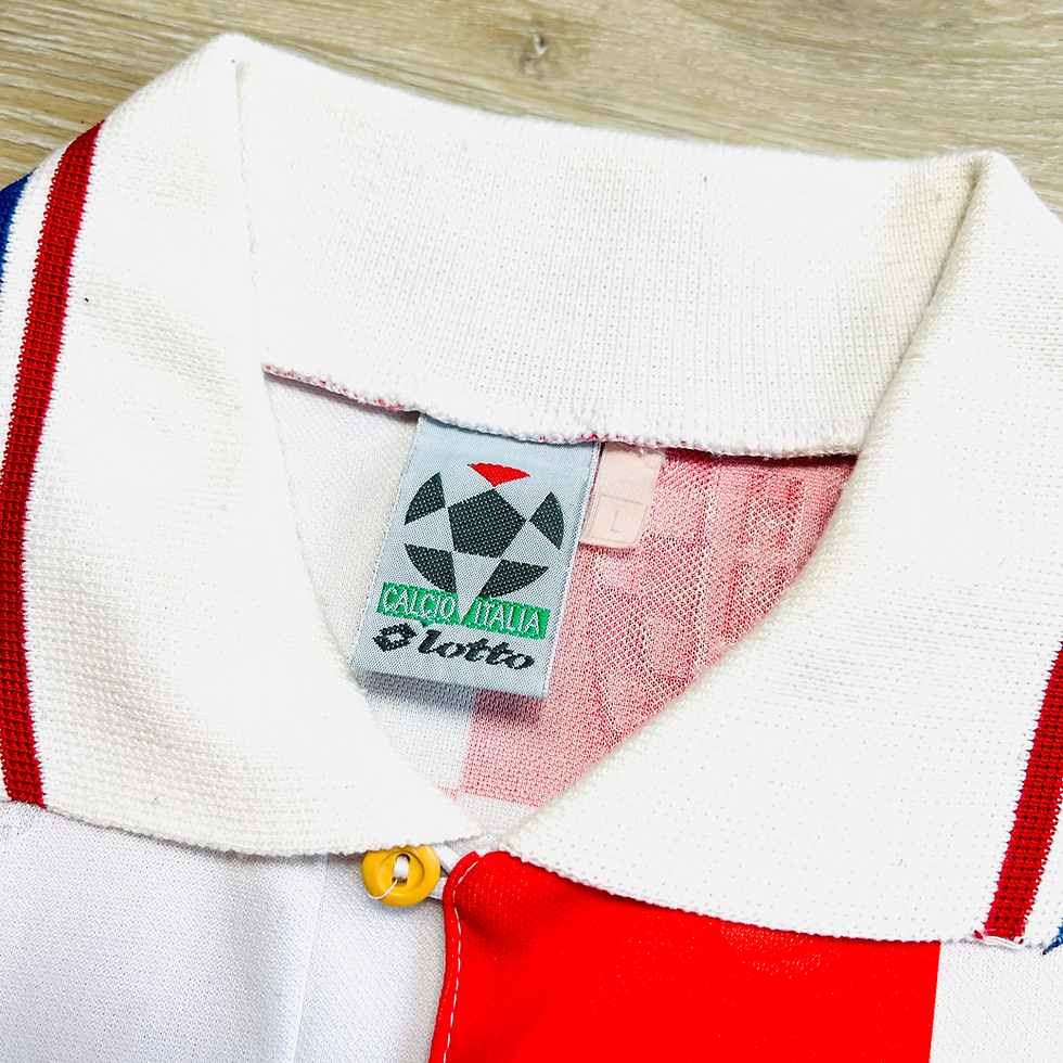 Thumbnail: CROATIA HOME FOOTBALL SHIRT 1996/98