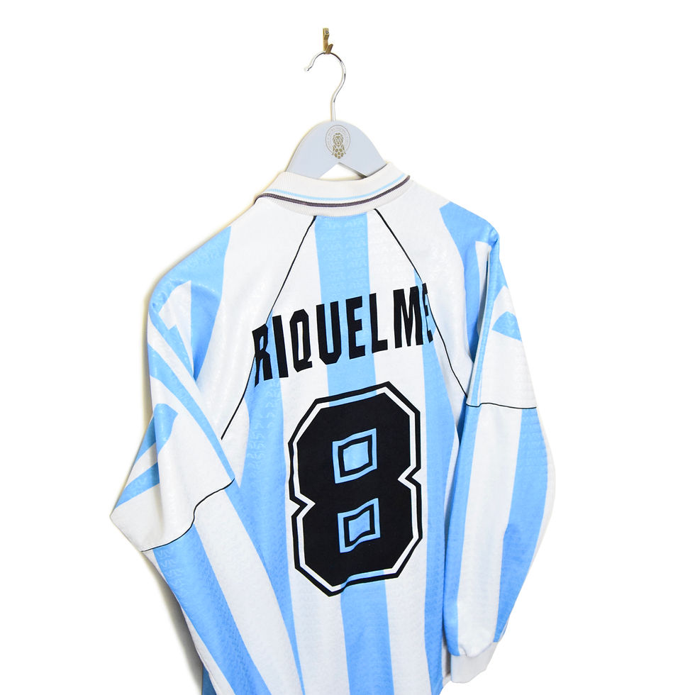 Thumbnail: ARGENTINA HOME FOOTBALL SHIRT 1996/98 L/S #8 RIQUELME