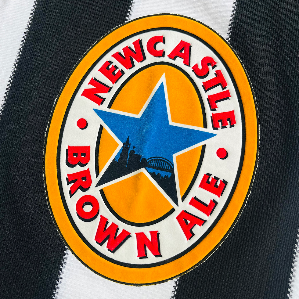 Thumbnail: NEWCASTLE UNITED HOME FOOTBALL SHIRT 1995/97 L/S #9 SHEARER