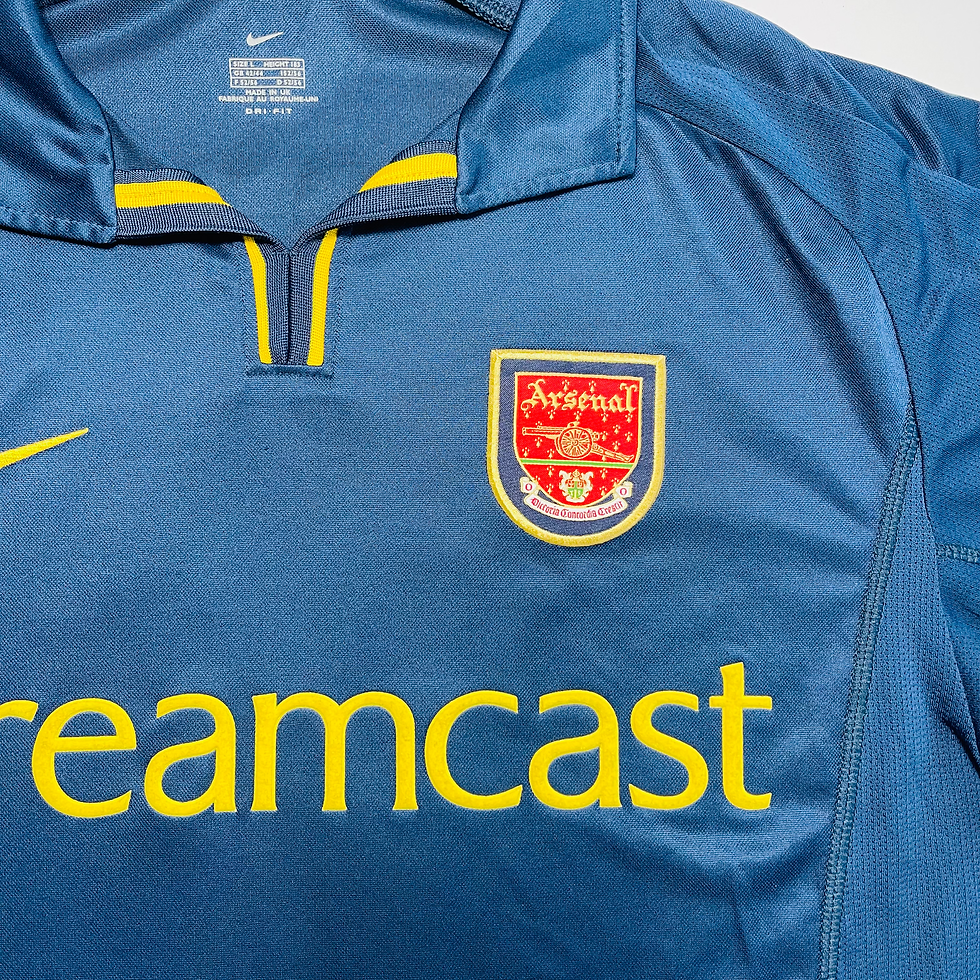 Thumbnail: ARSENAL EUROPEAN UCL THIRD FOOTBALL SHIRT 2000/02 #10 BERGKAMP
