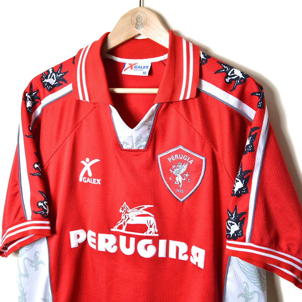 ウェア 90s Perugia 98/99 away jersey #7 NAKATA ウェア 90s Perugia 98/99 away jersey #7 NAKATA 1998-99