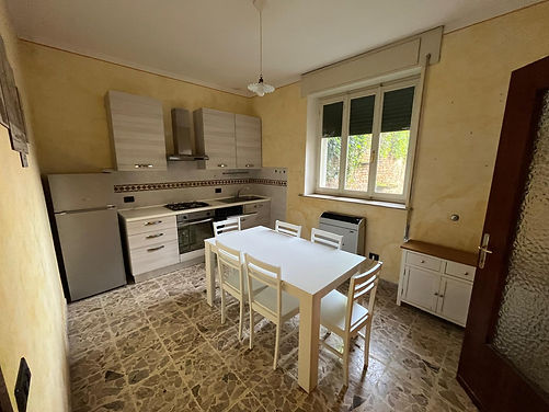 Casa indipendente con giardino a Tornata