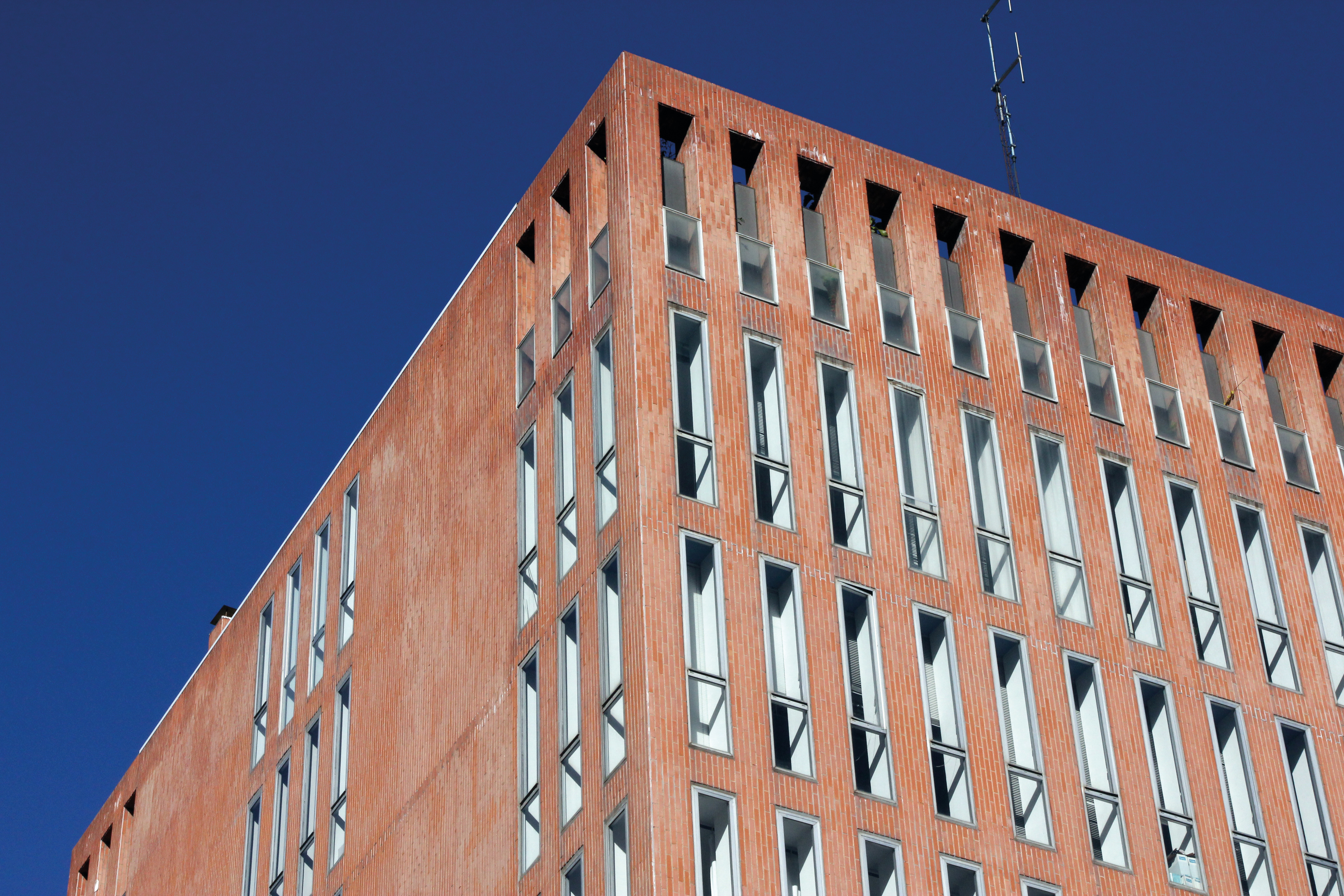 Instituto_Francés(1972)_RecordandoACoderch_©Poldo_Pomés