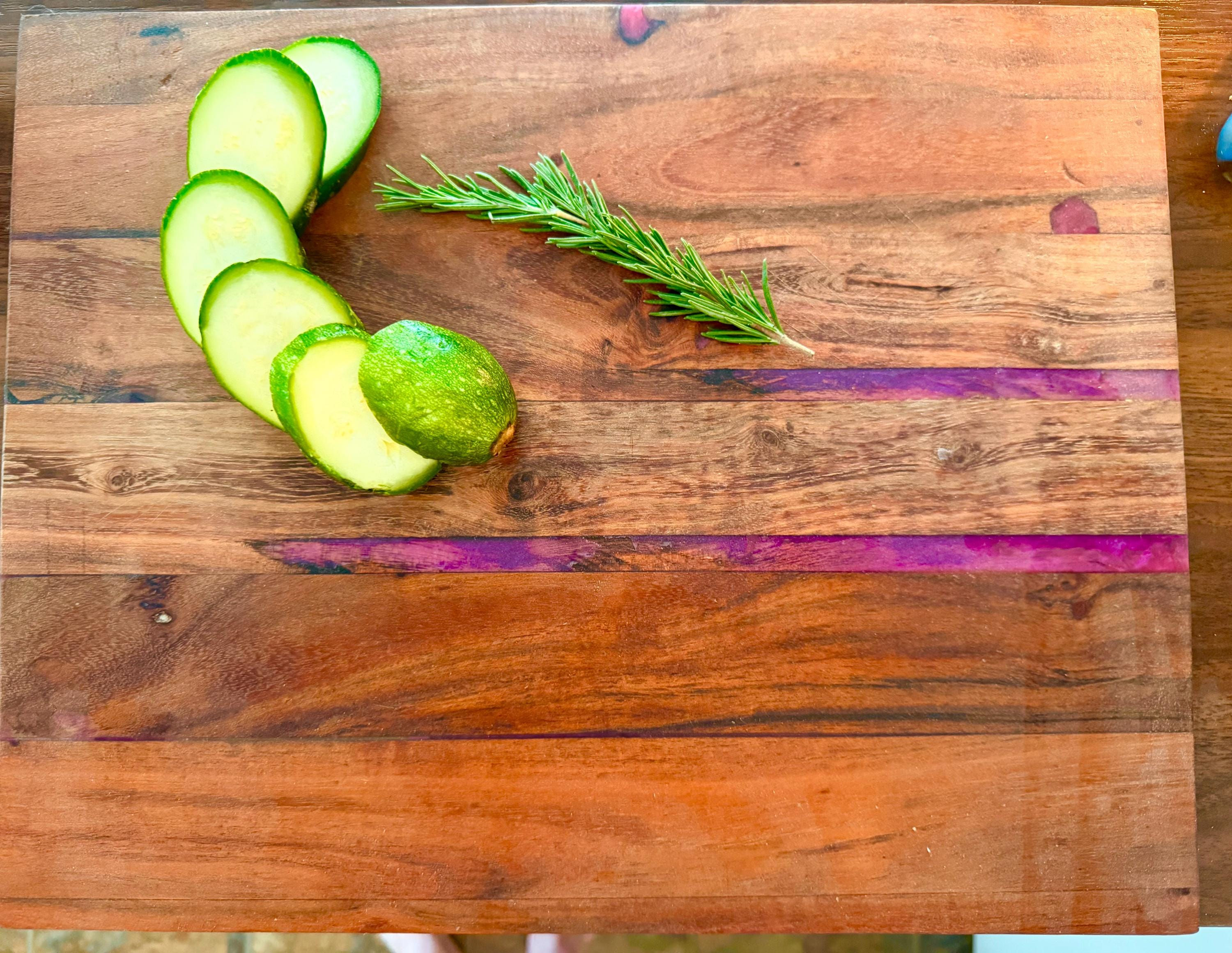 Handcrafted Acacia Hardwood Cutting & Charcuterie Board with Resin Inlay
