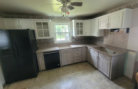 Kitchen cabinets refaced Cincinnati, OH
