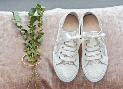Chaussures de mariée disponible chez Marlène Larroze Mariage à Montauban