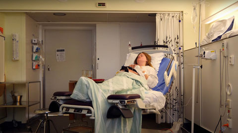 SHORT DOC / Giving birth during a pandemic
