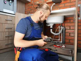 6 Instances When You Should Call a Plumber