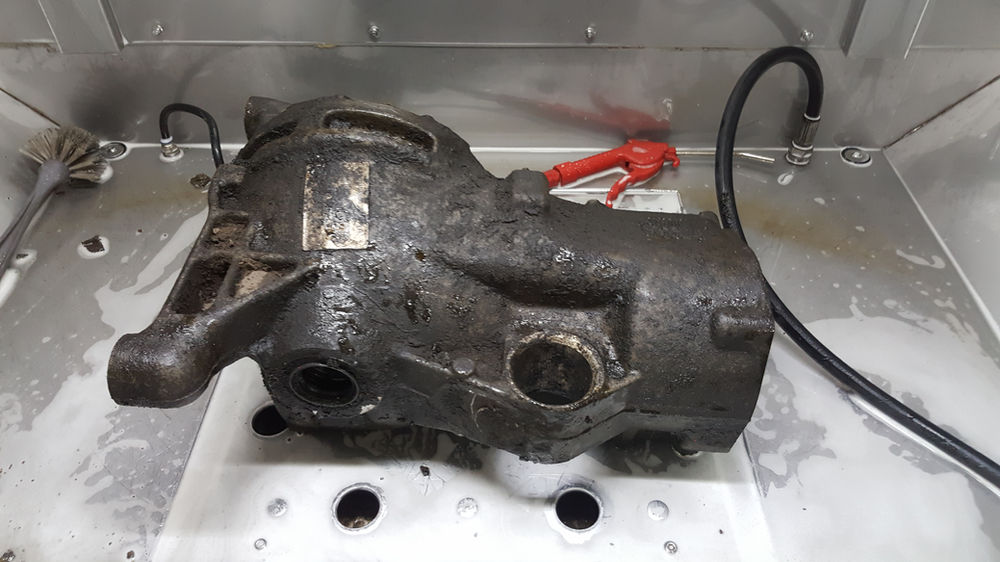Full Reconditioning Services For The Freelander 2 , Rear Differential