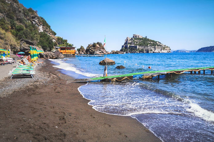 Spiaggia-di-Cartaromana-Ischia-Lke-6.jpg