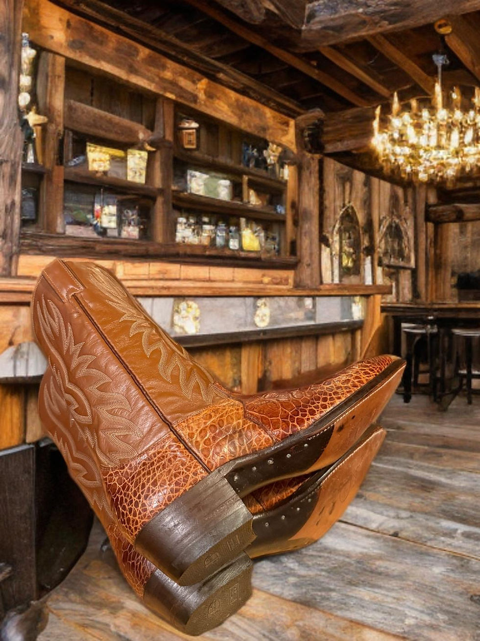 Thumbnail: Justin Vintage Honey Gold 9200 PRE-BAN Sea Turtle MINT! 9-D 1164-50000