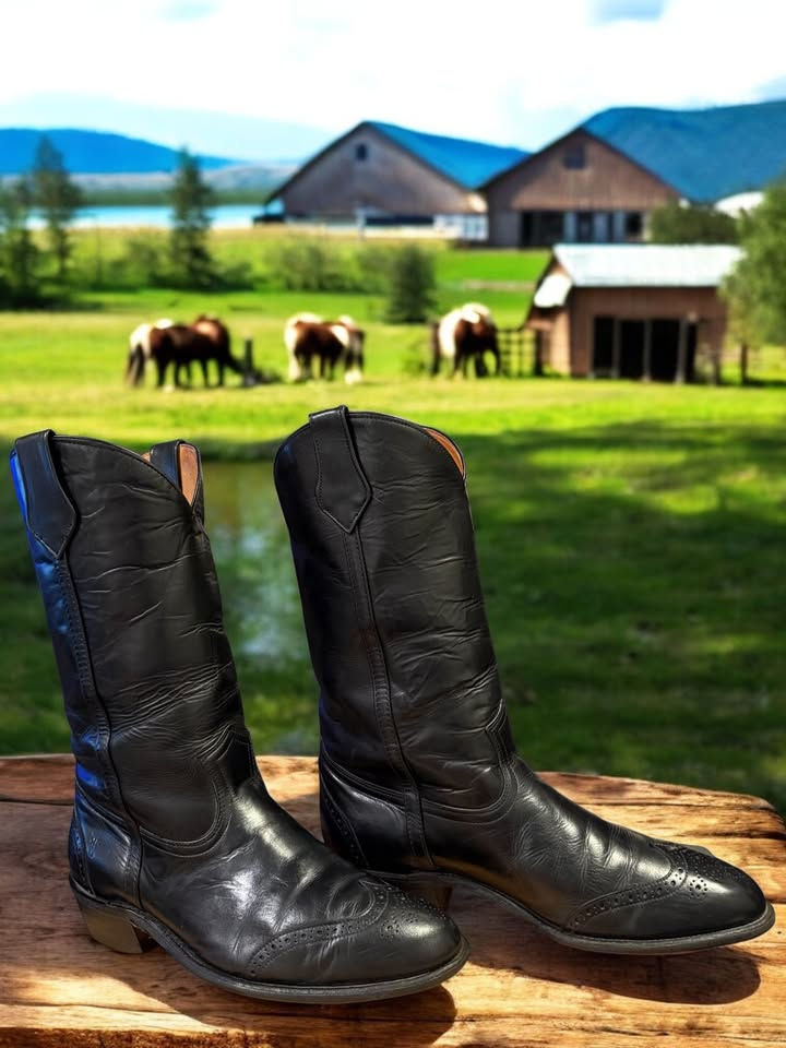 Thumbnail: Frye's Vintage Ebony Black Goat Wingtip 3386 Size 13-D Beauties! 870-19839